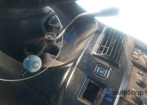 2004 Chevrolet Express z USA, uszkodzony, nr VIN 1GCFG29T041102980